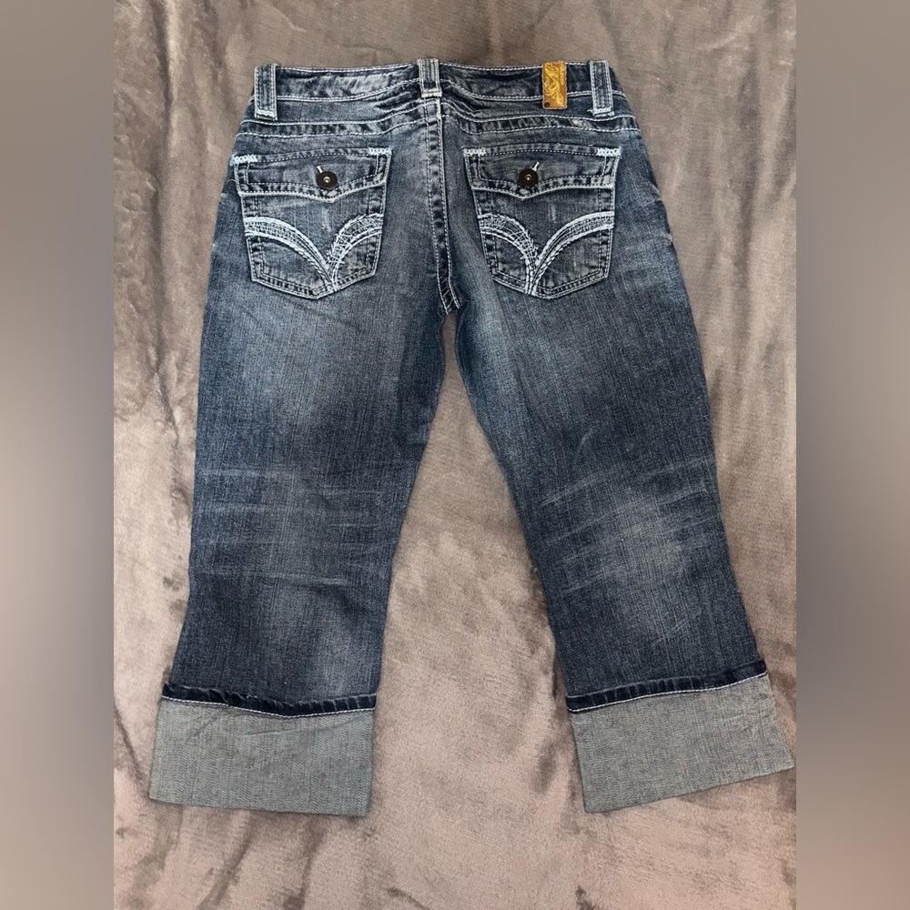 maurices Women's Cropped jeans size 5/6 Regular